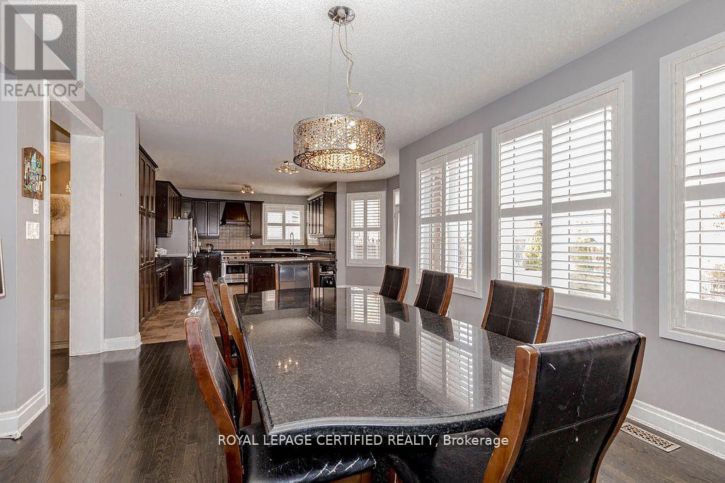 13 Chinzan Way S, Brampton, Ontario  L6X 0W6 - Photo 13 - W12970756