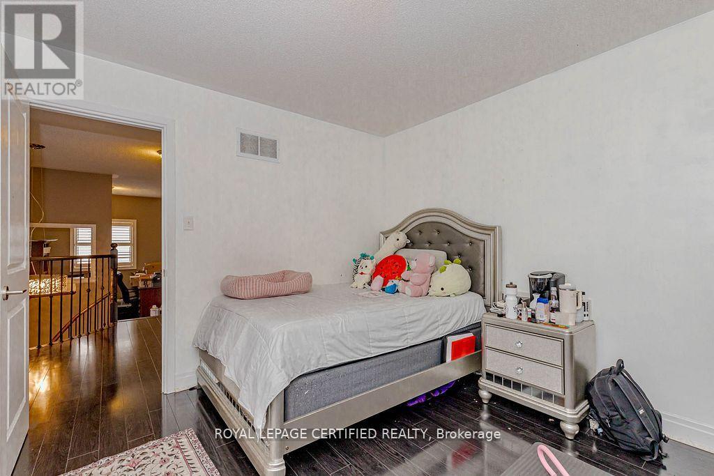 13 Chinzan Way S, Brampton, Ontario  L6X 0W6 - Photo 27 - W12970756