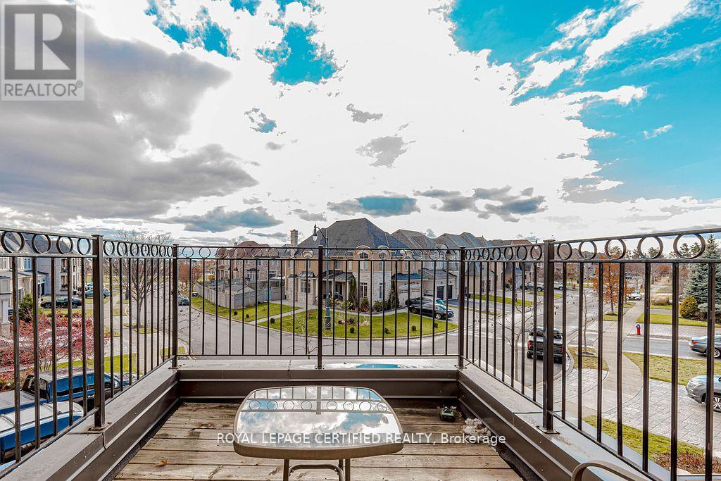 13 Chinzan Way S, Brampton, Ontario  L6X 0W6 - Photo 32 - W12970756