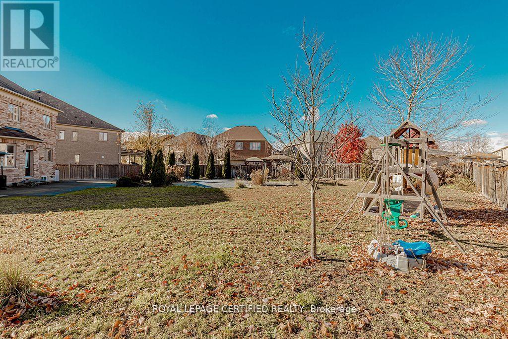 13 Chinzan Way S, Brampton, Ontario  L6X 0W6 - Photo 46 - W12970756