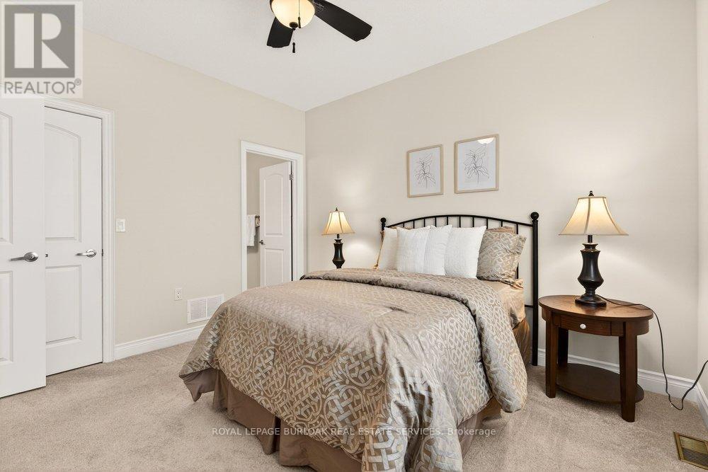 157 - 2120 Itabashi Way, Burlington, Ontario  L7M 0V3 - Photo 20 - W12970762