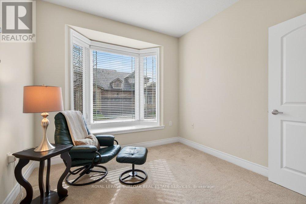 157 - 2120 Itabashi Way, Burlington, Ontario  L7M 0V3 - Photo 24 - W12970762