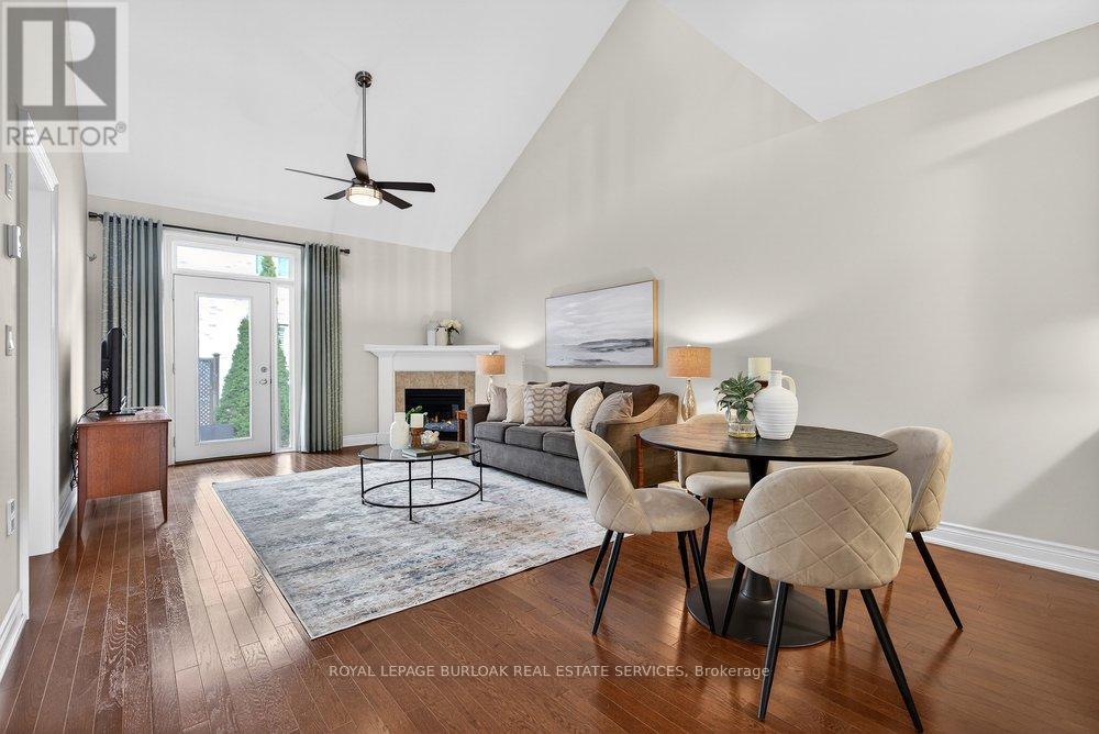 157 - 2120 Itabashi Way, Burlington, Ontario  L7M 0V3 - Photo 7 - W12970762