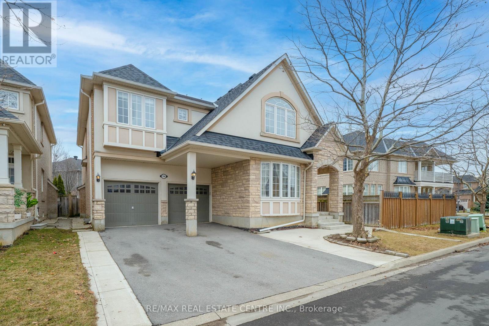 706 Maddocks Trail, Milton, Ontario  L9T 0E1 - Photo 2 - W12970788