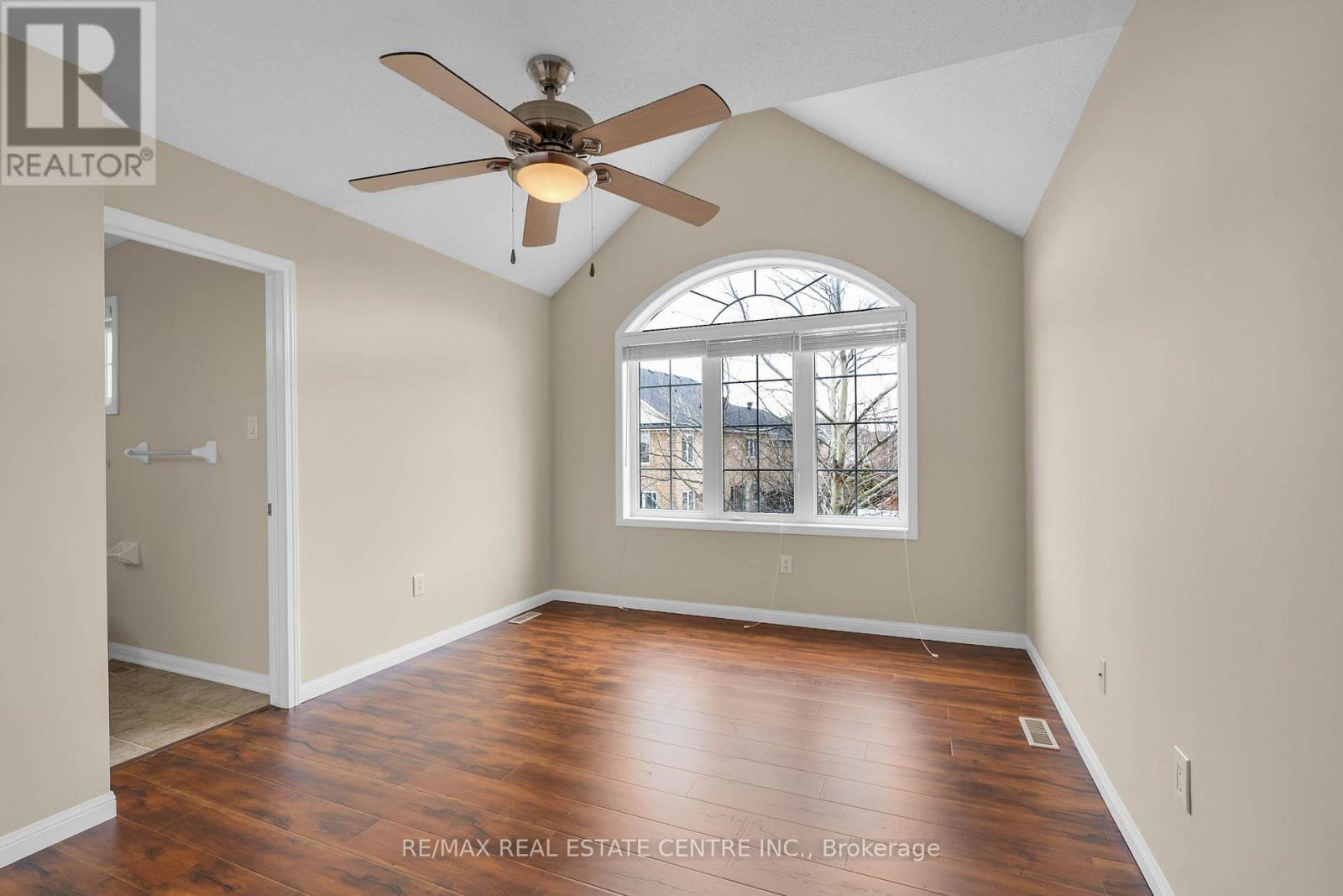 706 Maddocks Trail, Milton, Ontario  L9T 0E1 - Photo 34 - W12970788