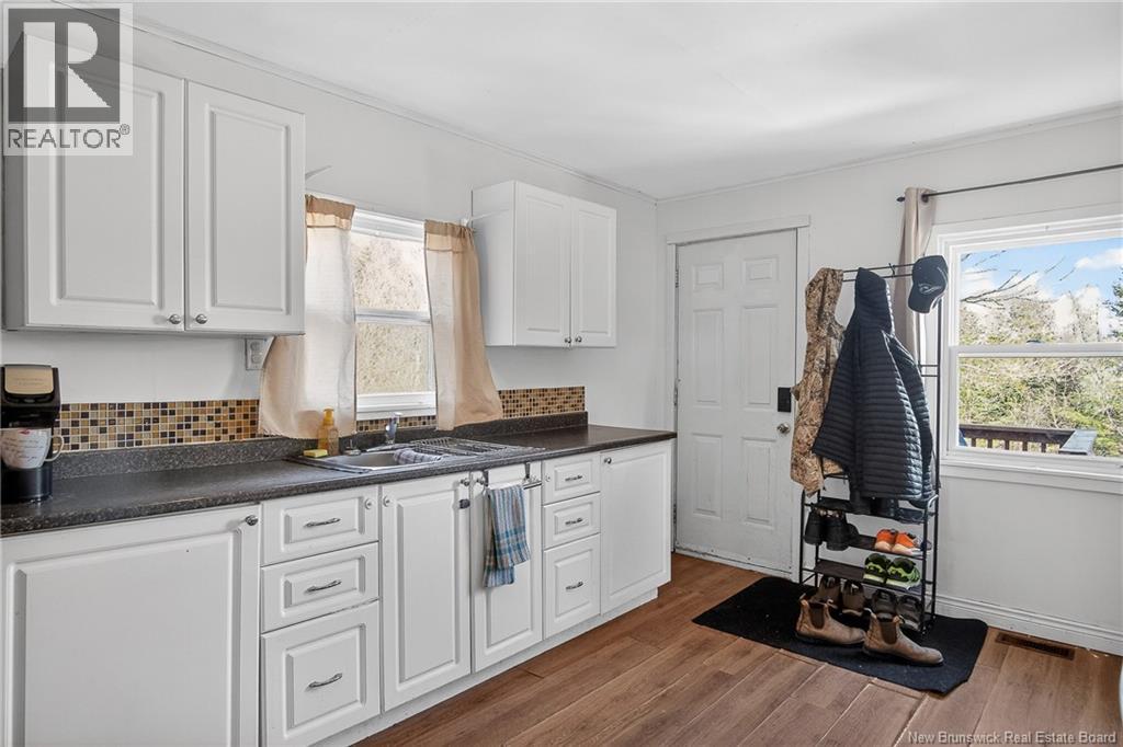 3080 Westfield Road, Saint John, New Brunswick  E2M 6T9 - Photo 11 - NB136736