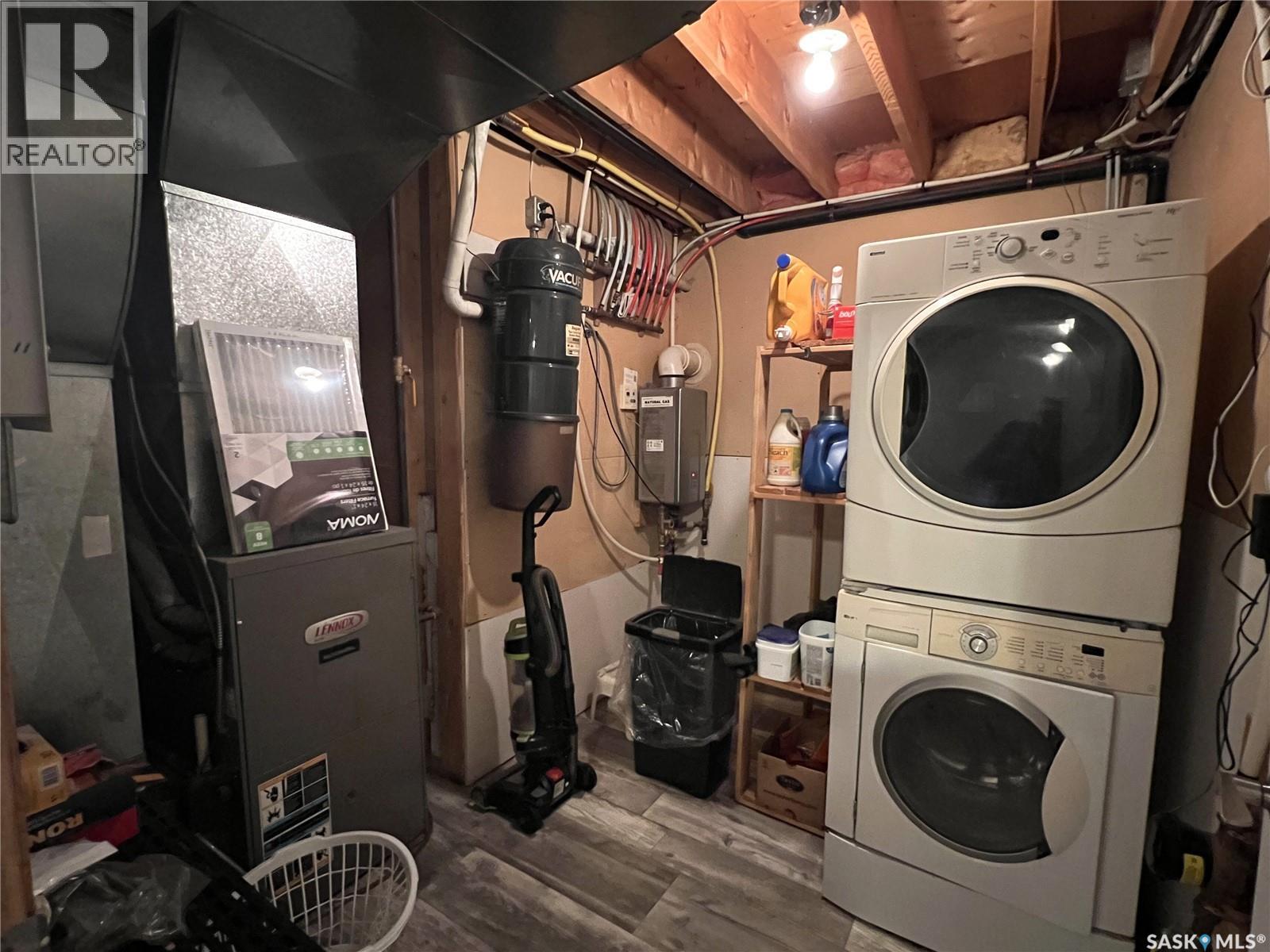 401 2nd Street Nw, Goodsoil, Saskatchewan  S0M 1A0 - Photo 26 - SK032294