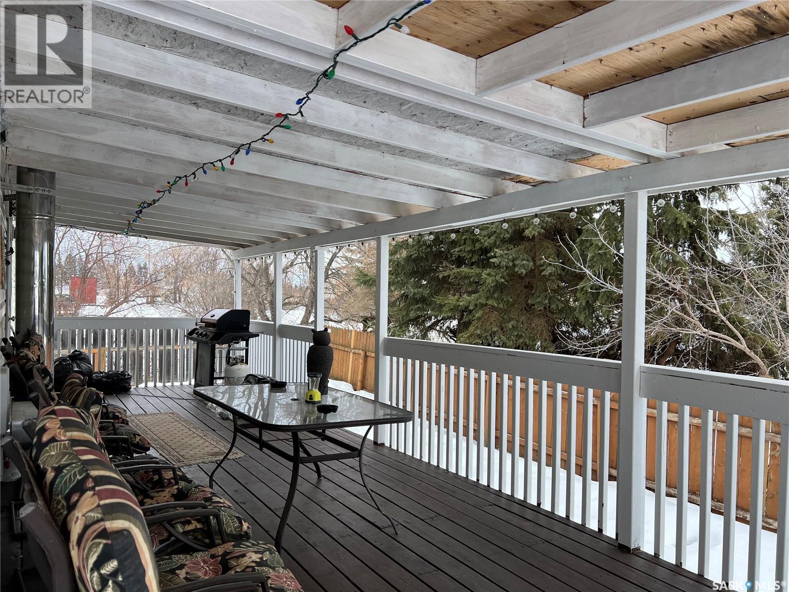 401 2nd Street Nw, Goodsoil, Saskatchewan  S0M 1A0 - Photo 31 - SK032294