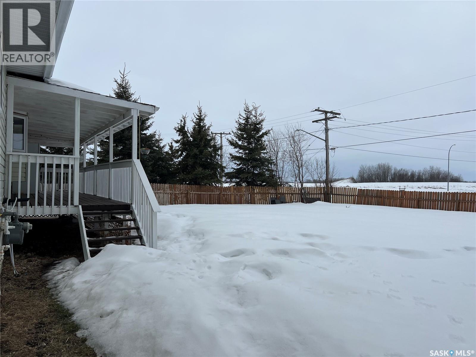 401 2nd Street Nw, Goodsoil, Saskatchewan  S0M 1A0 - Photo 34 - SK032294