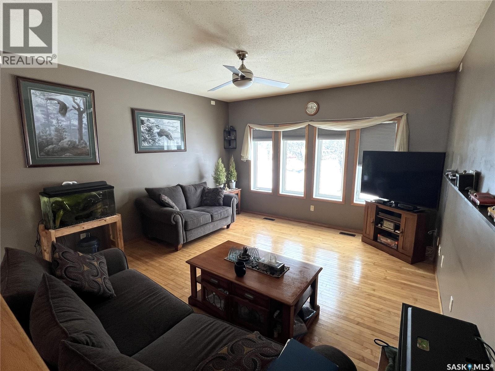 401 2nd Street Nw, Goodsoil, Saskatchewan  S0M 1A0 - Photo 8 - SK032294