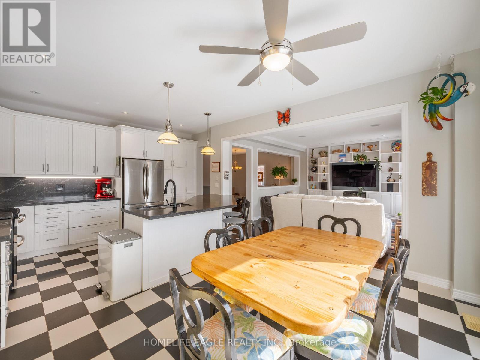 37 Bramsey Street, Georgina, Ontario  L0E 1R0 - Photo 11 - N12901536