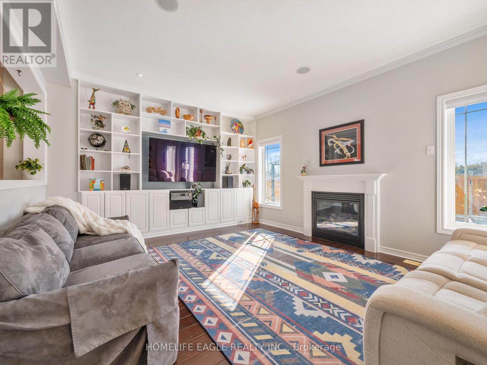 37 Bramsey Street, Georgina, Ontario  L0E 1R0 - Photo 7 - N12901536