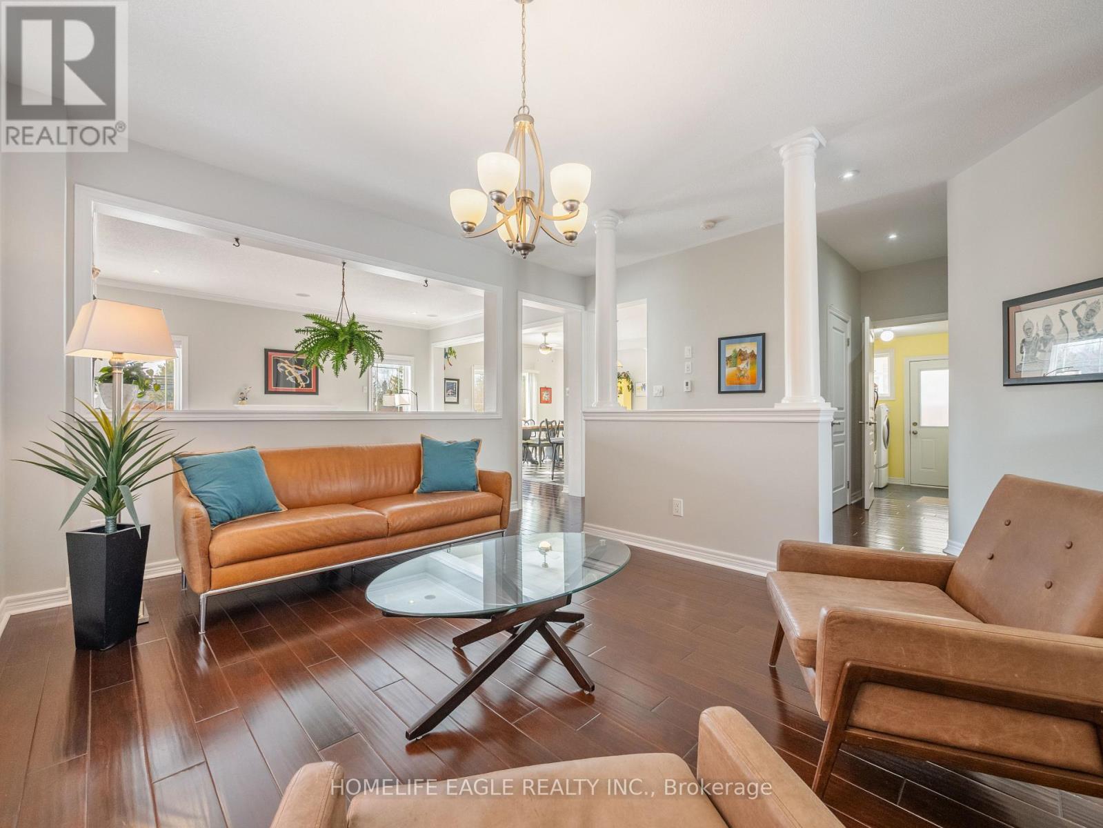 37 Bramsey Street, Georgina, Ontario  L0E 1R0 - Photo 6 - N12901536