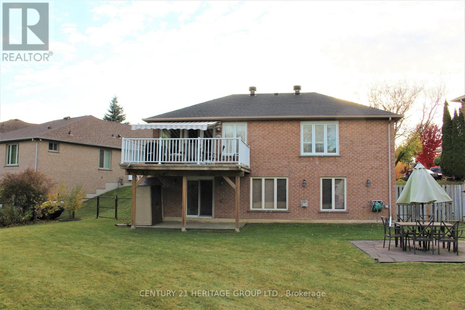 310 Chambers Crescent, Newmarket, Ontario  L3X 1T2 - Photo 31 - N12927848