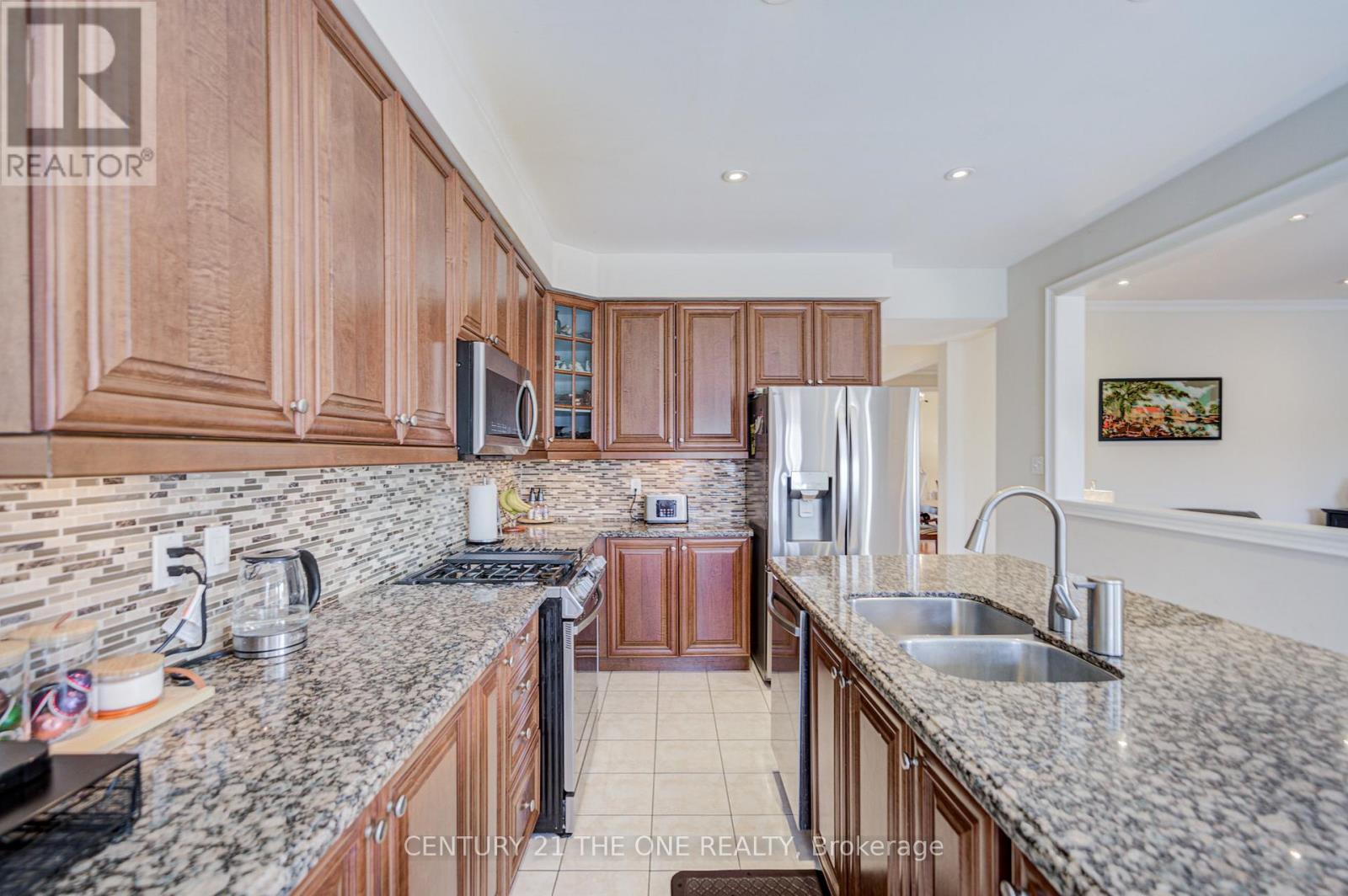 58 Shadow Falls Drive, Richmond Hill (Jefferson), Ontario  L4E 4J9 - Photo 19 - N12967870