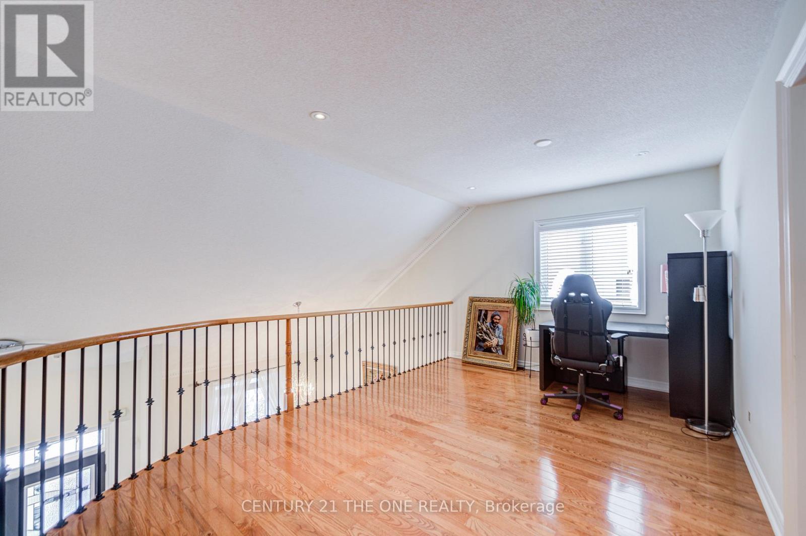 58 Shadow Falls Drive, Richmond Hill (Jefferson), Ontario  L4E 4J9 - Photo 27 - N12967870