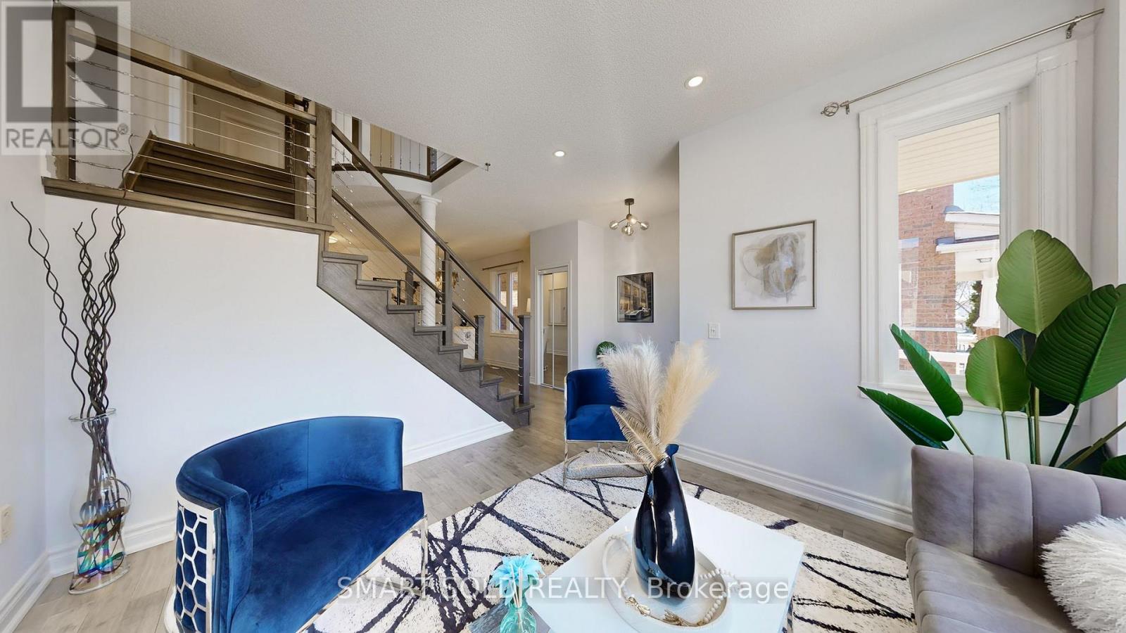 3 Manorwood Drive, Markham, Ontario  L6C 2S9 - Photo 5 - N12962864