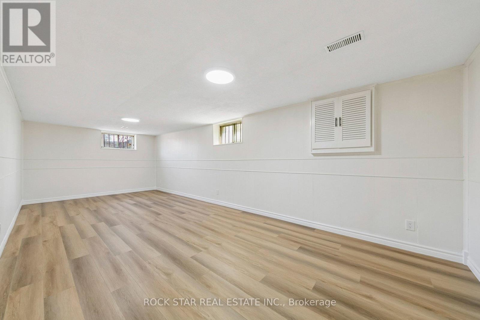 32 Lynwood Drive, Hamilton, Ontario  L8E 3E9 - Photo 24 - X12970668