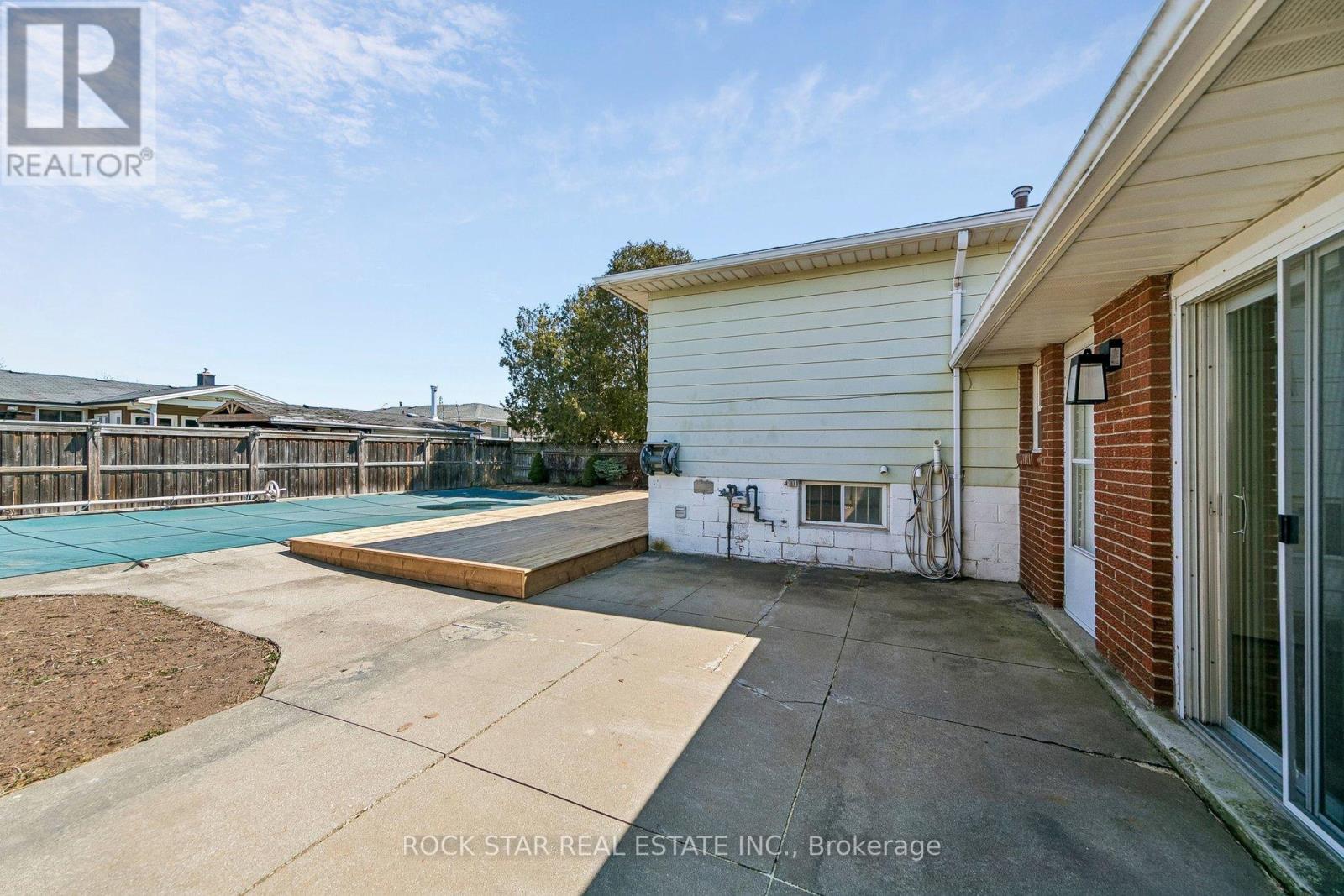 32 Lynwood Drive, Hamilton, Ontario  L8E 3E9 - Photo 26 - X12970668