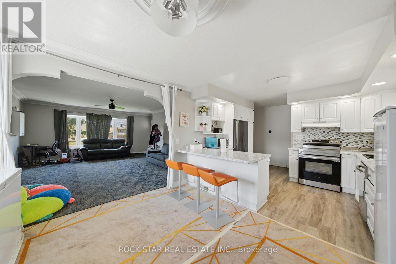 250 Grantham Avenue, St. Catharines, Ontario  L2M 4Z5 - Photo 7 - X12970760