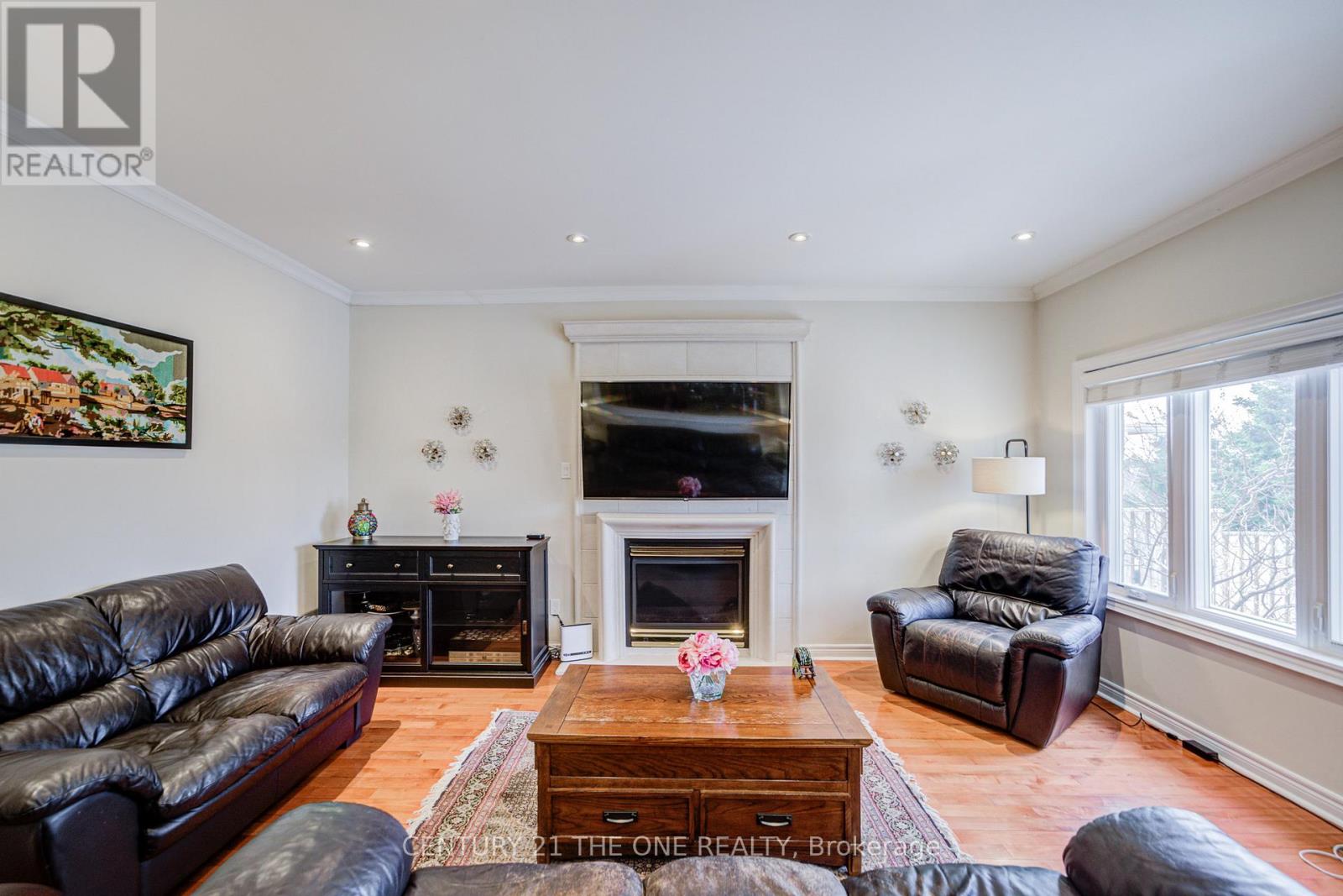 58 Shadow Falls Drive, Richmond Hill (Jefferson), Ontario  L4E 4J9 - Photo 16 - N12967870