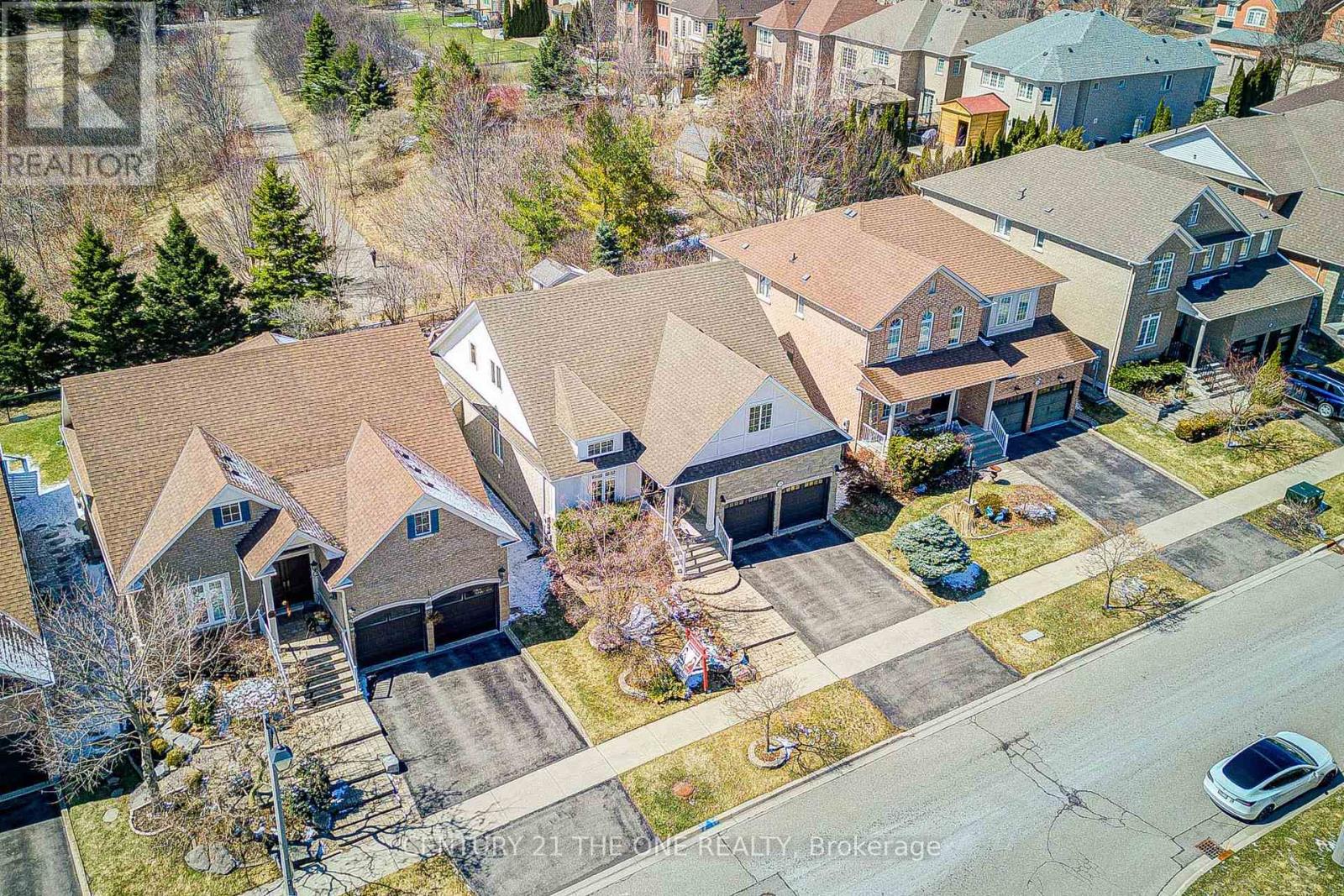 58 Shadow Falls Drive, Richmond Hill (Jefferson), Ontario  L4E 4J9 - Photo 2 - N12967870