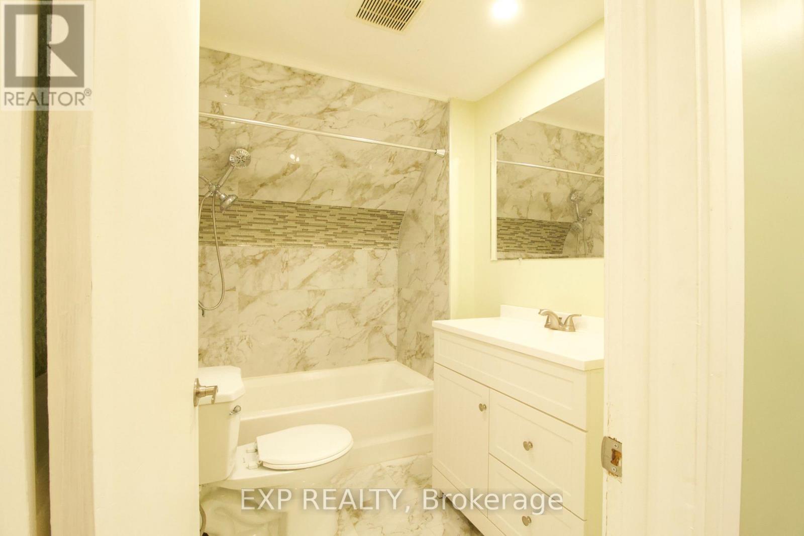 Second Floor - 1243 Langmuir Avenue, London East, Ontario  N5W 2G2 - Photo 11 - X12970782