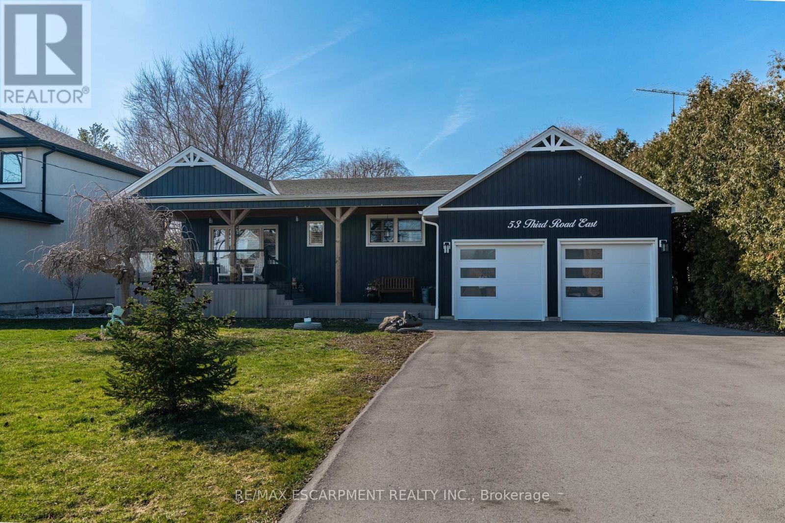 53 Third Road E, Hamilton, Ontario  L8J 3J5 - Photo 2 - X12970836