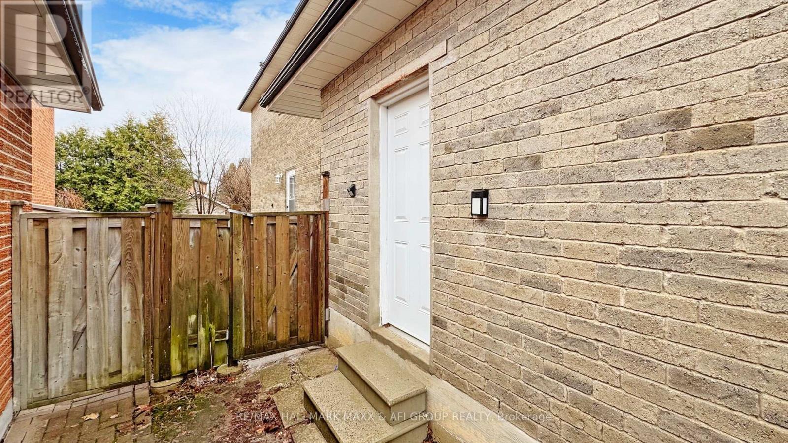 13 Don Head Village Boulevard, Richmond Hill, Ontario  L4C 7M3 - Photo 35 - N12969878