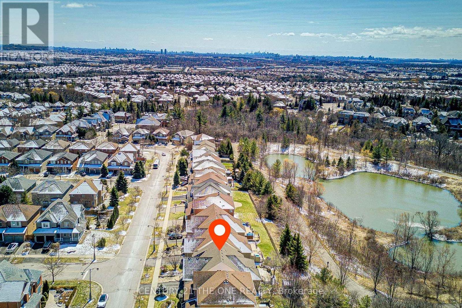 58 Shadow Falls Drive, Richmond Hill (Jefferson), Ontario  L4E 4J9 - Photo 8 - N12967870