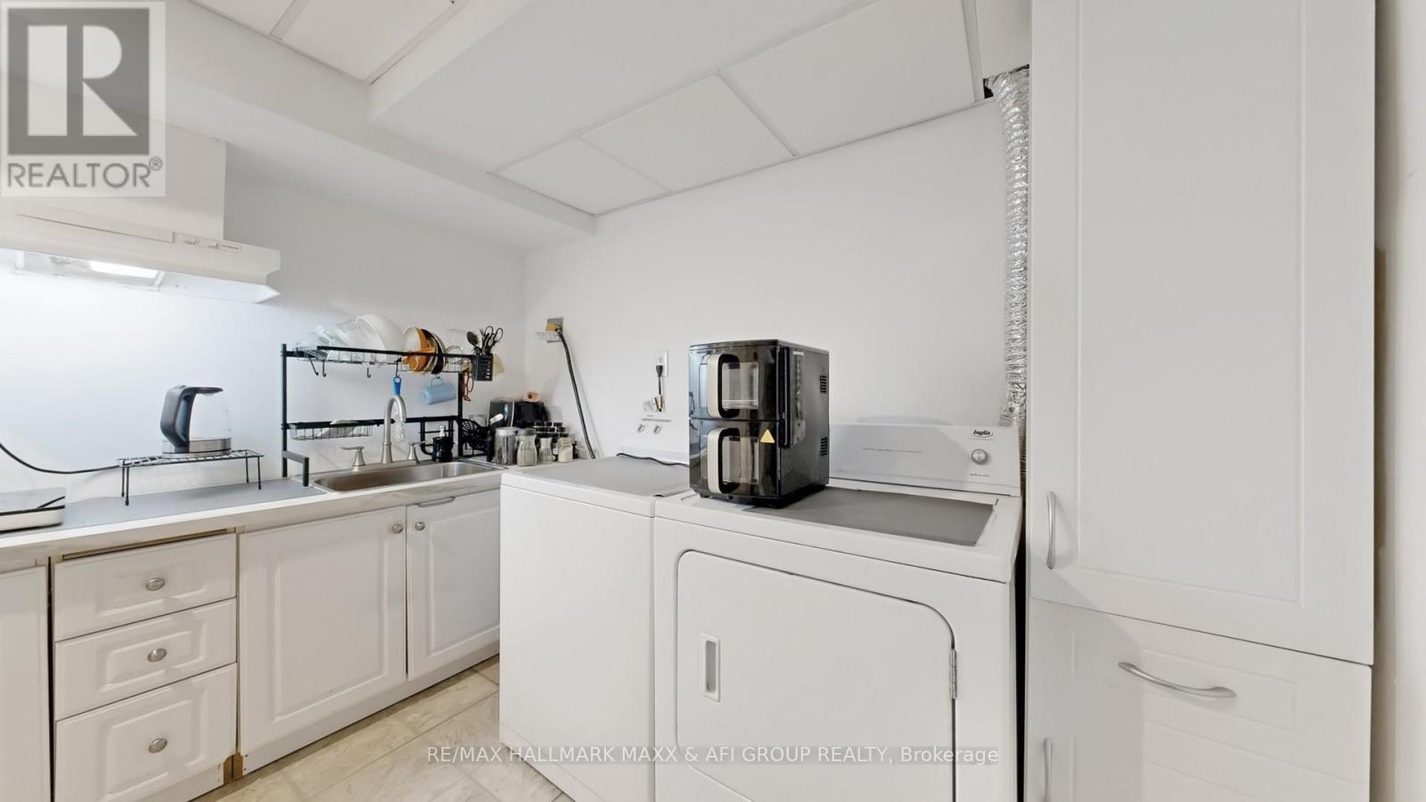 13 Don Head Village Boulevard, Richmond Hill, Ontario  L4C 7M3 - Photo 38 - N12969878