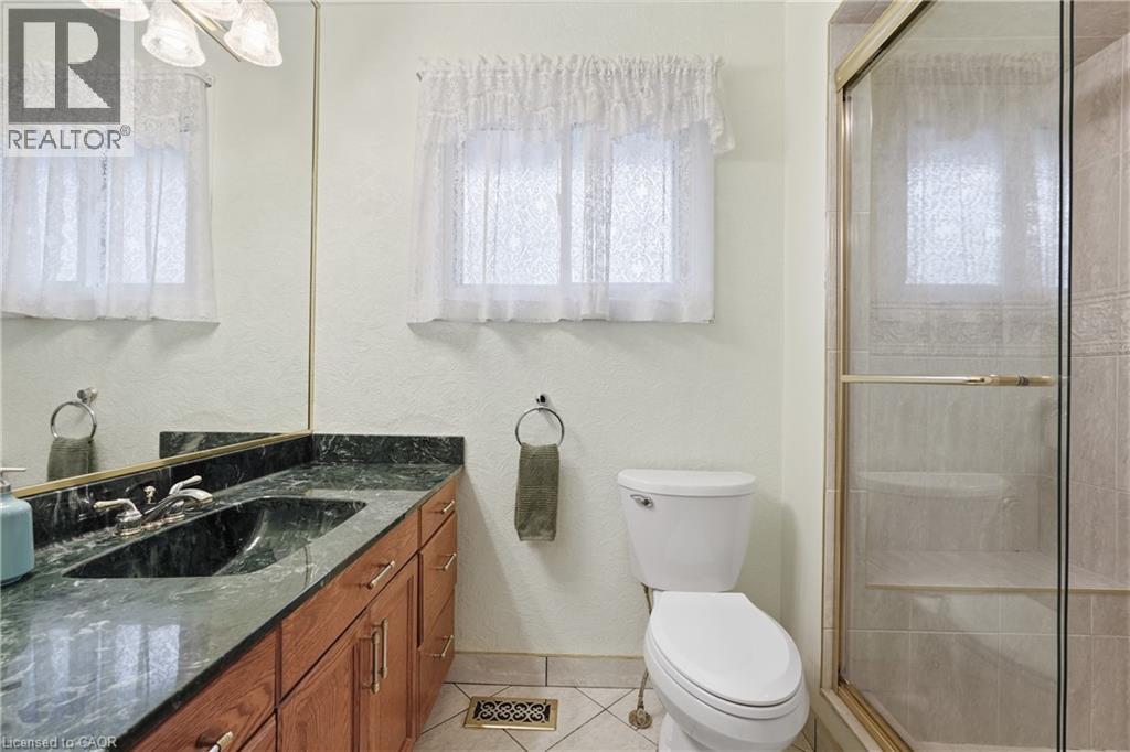 5376 Spruce Avenue, Burlington, Ontario  L7L 1N7 - Photo 19 - 40818654