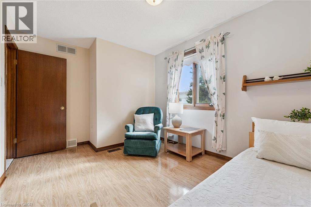 605 Stonebury Crescent, Waterloo, Ontario  N2K 3R2 - Photo 25 - 40818338