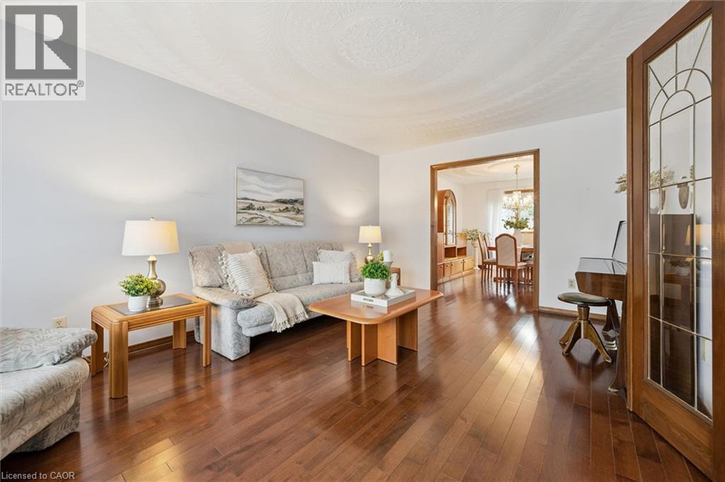 605 Stonebury Crescent, Waterloo, Ontario  N2K 3R2 - Photo 8 - 40818338