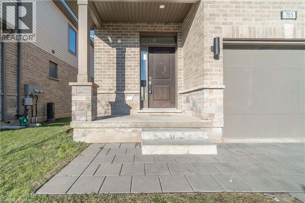 705 Chelton Road, London, Ontario  N6M 0J1 - Photo 4 - 40817884