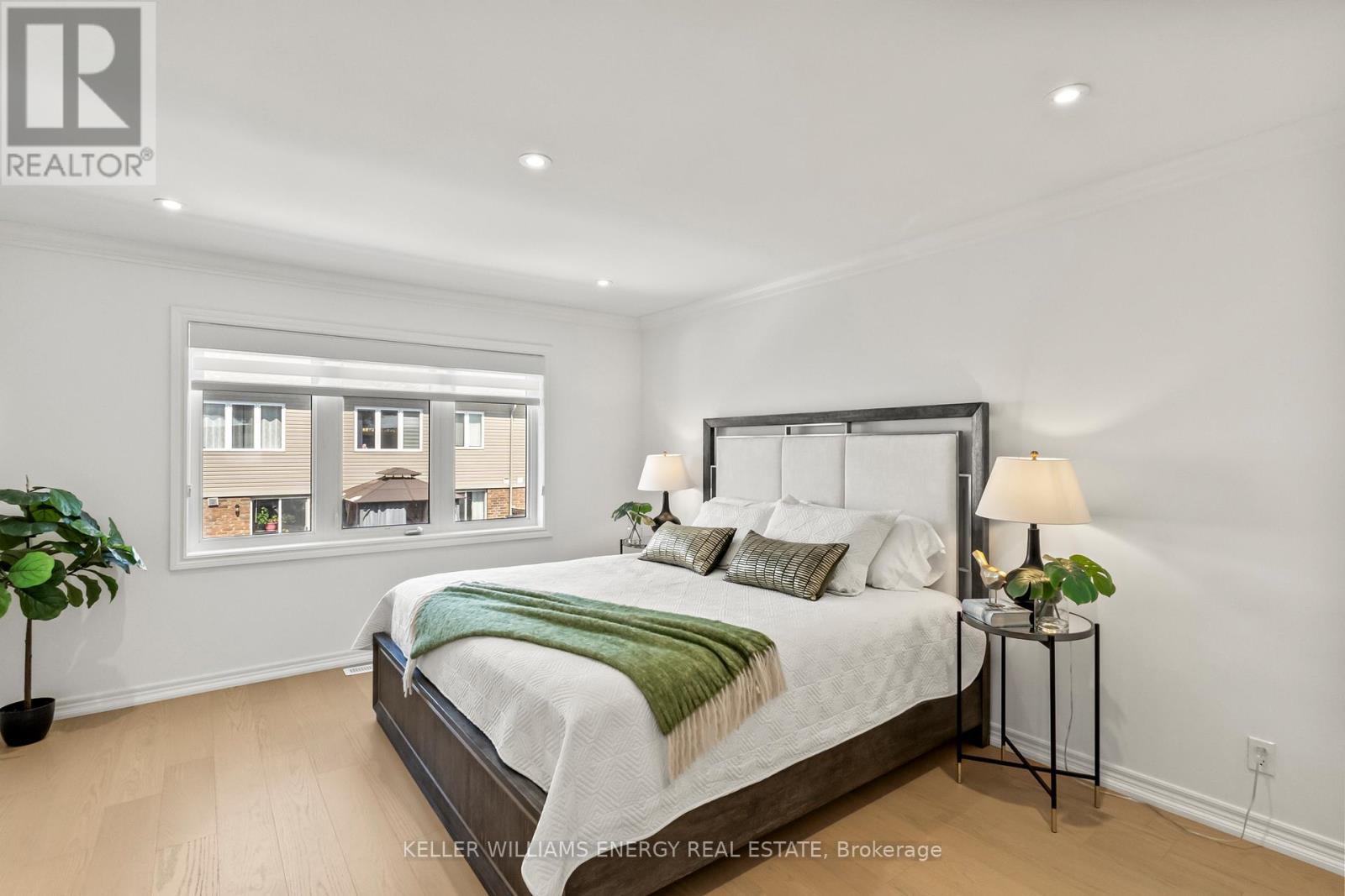 33 Tabaret Crescent, Oshawa, Ontario  L1L 0G5 - Photo 13 - E12971006