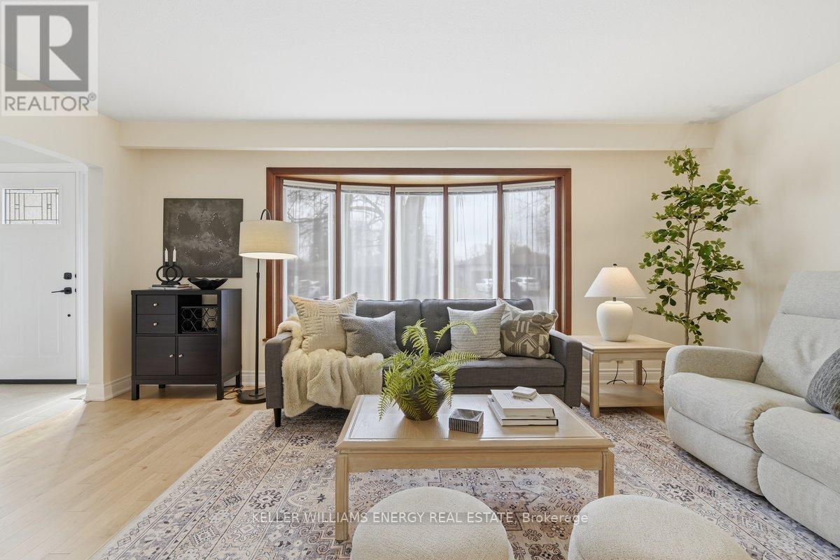 36 Stonefield Crescent, Toronto, Ontario  M1E 4J5 - Photo 5 - E12971132