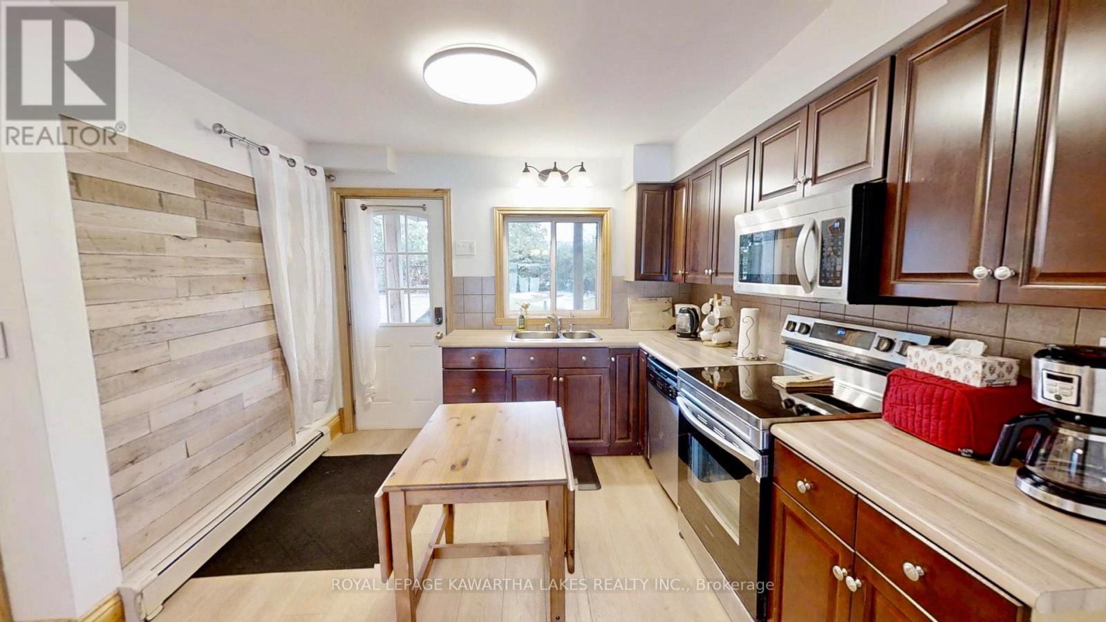 1136 Sylvan Glen Drive, Ramara, Ontario  L0K 1B0 - Photo 10 - S12971228