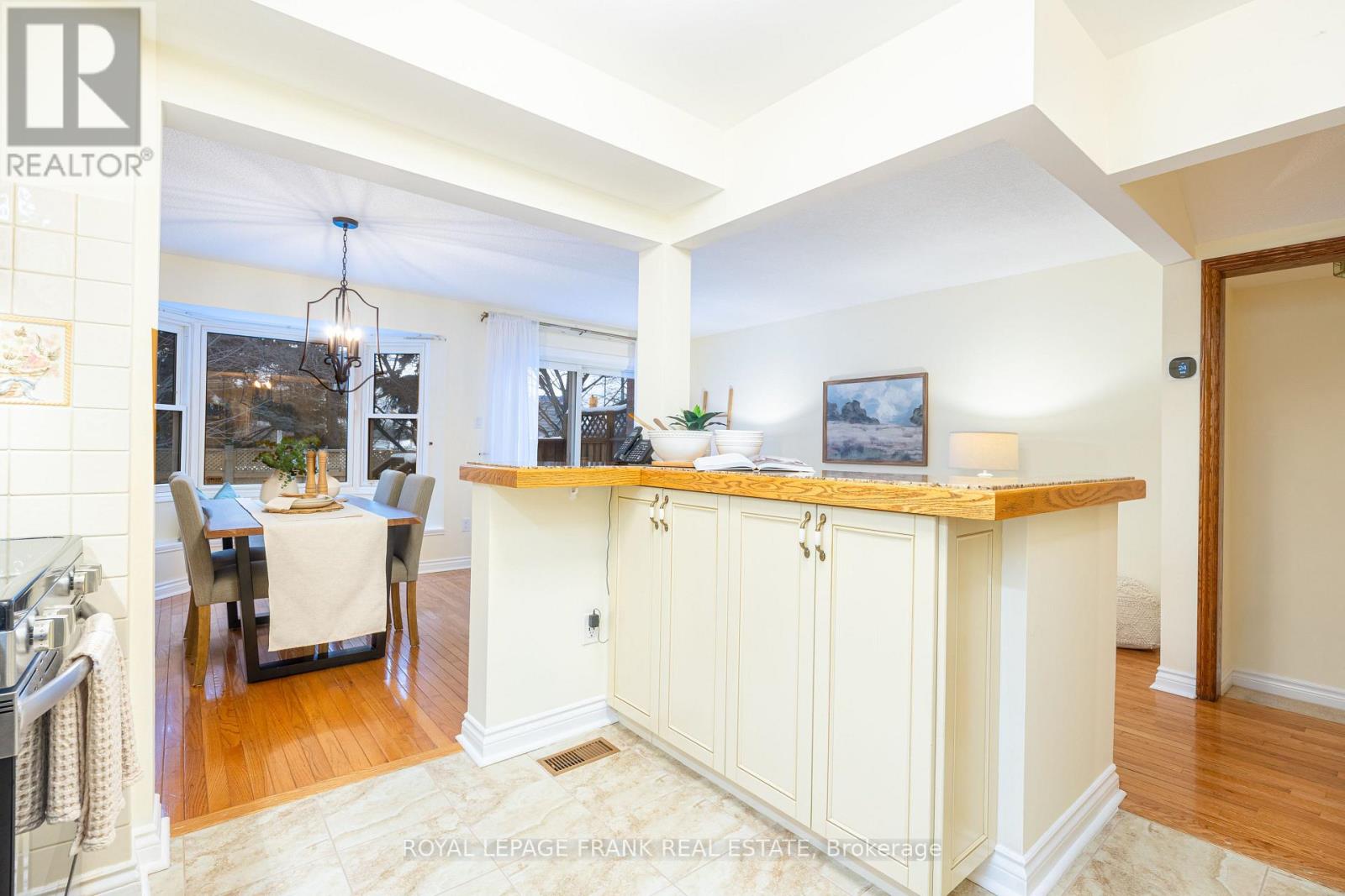 23 - 385 The East Mall, Toronto, Ontario  M9B 6C6 - Photo 12 - W12971050