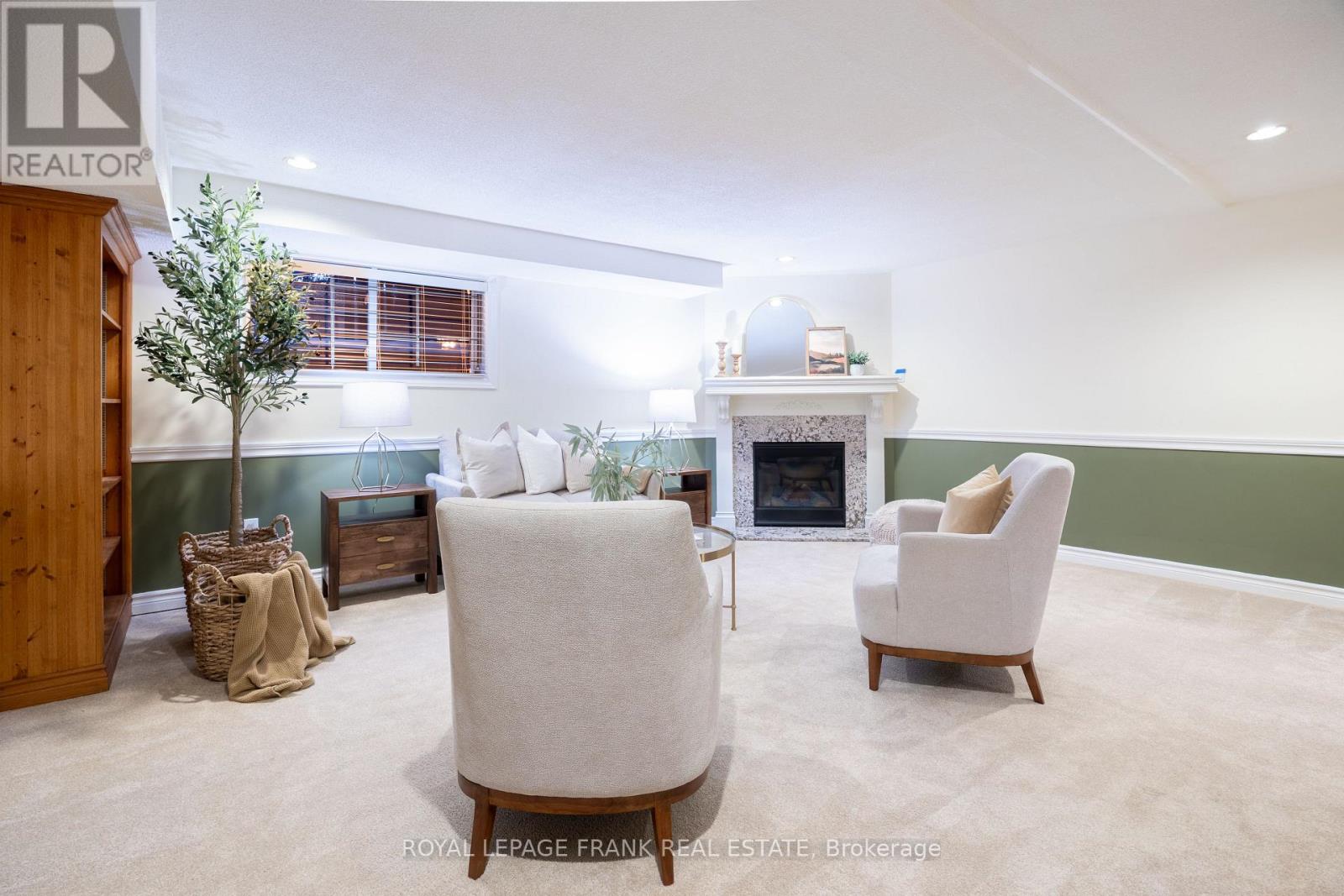 23 - 385 The East Mall, Toronto, Ontario  M9B 6C6 - Photo 32 - W12971050