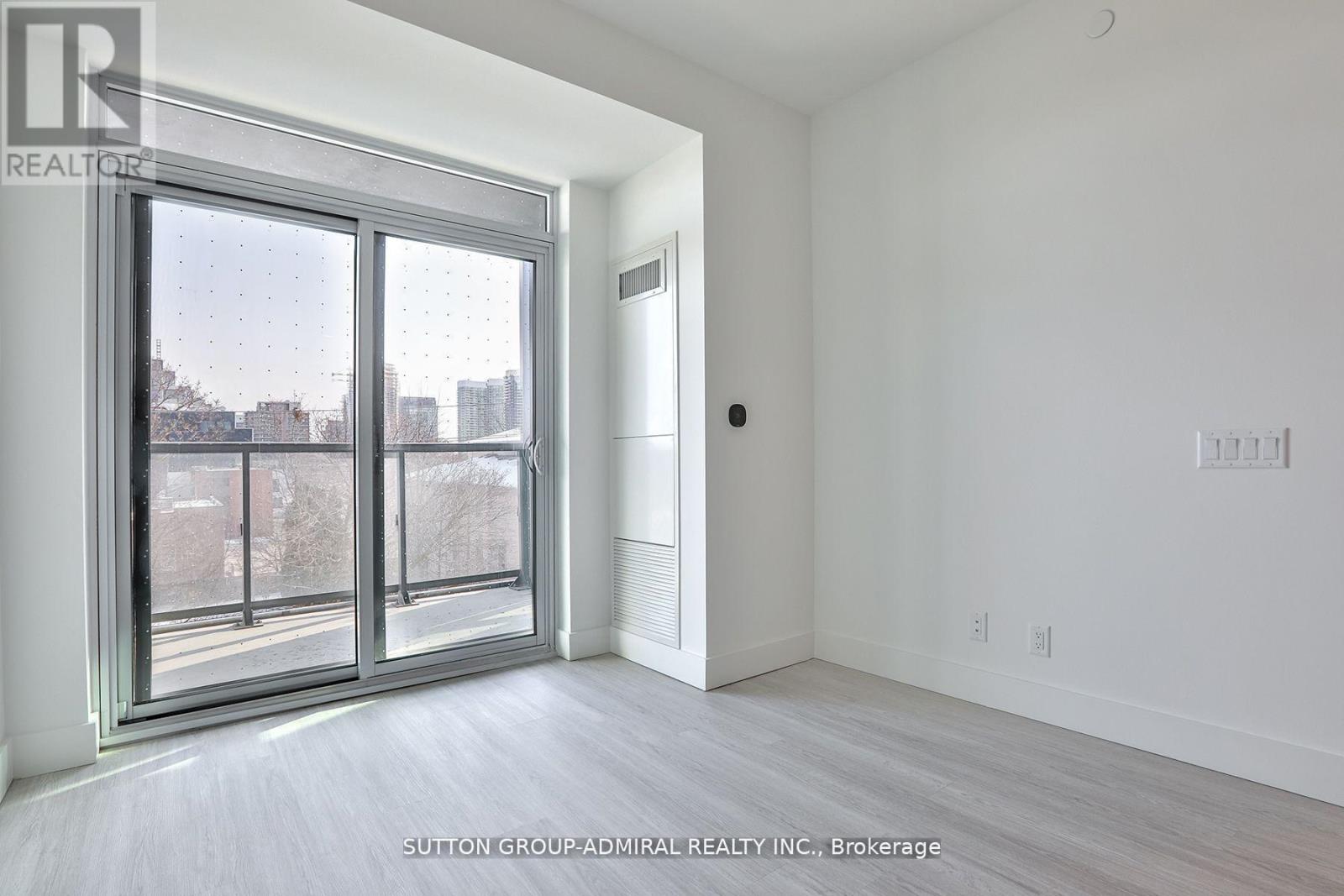 317 - 6 Greenbriar Road E, Toronto, Ontario  M2K 0H6 - Photo 10 - C12894754