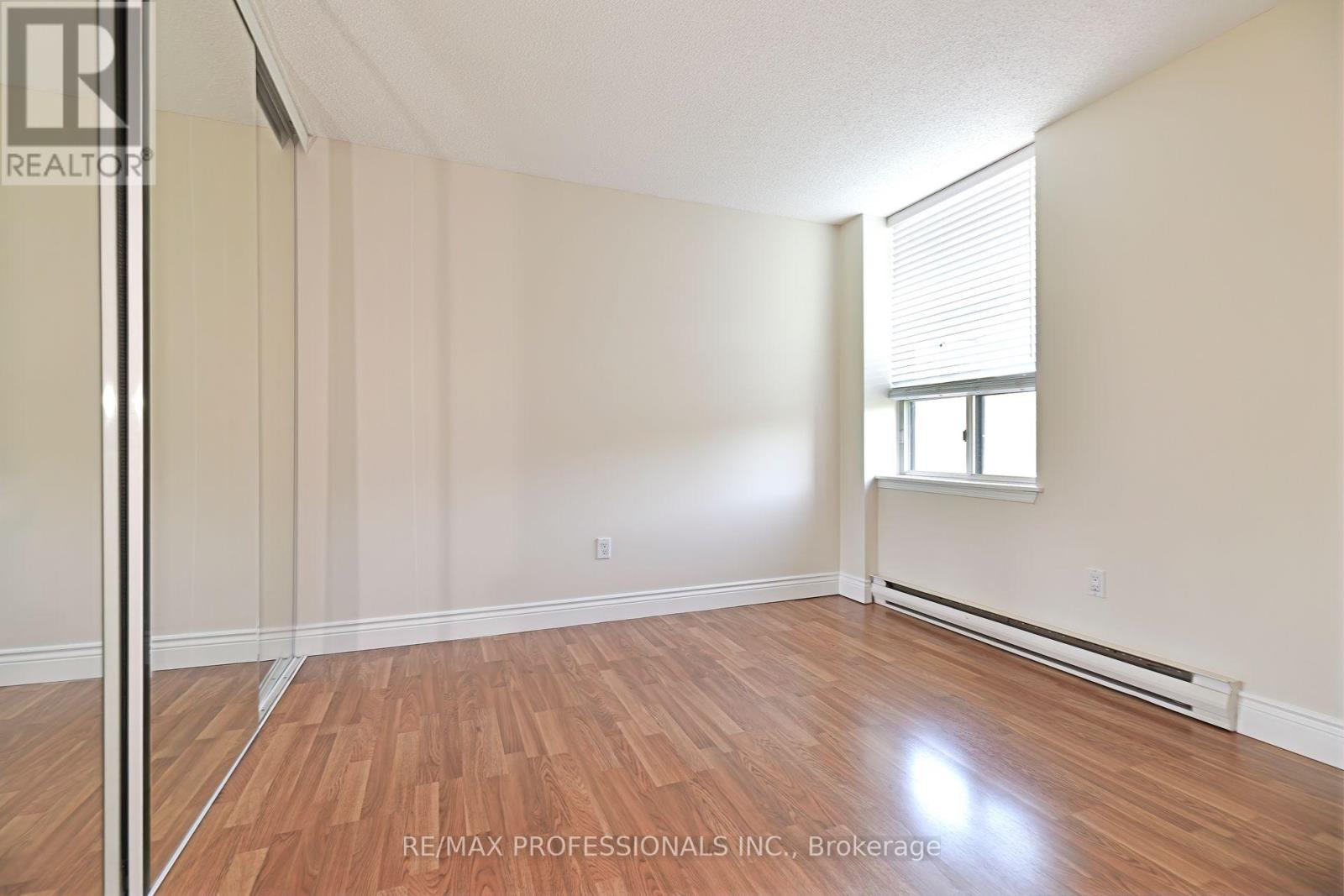 503 - 58 Church Street, Brampton, Ontario  L6V 4A8 - Photo 18 - W12694892