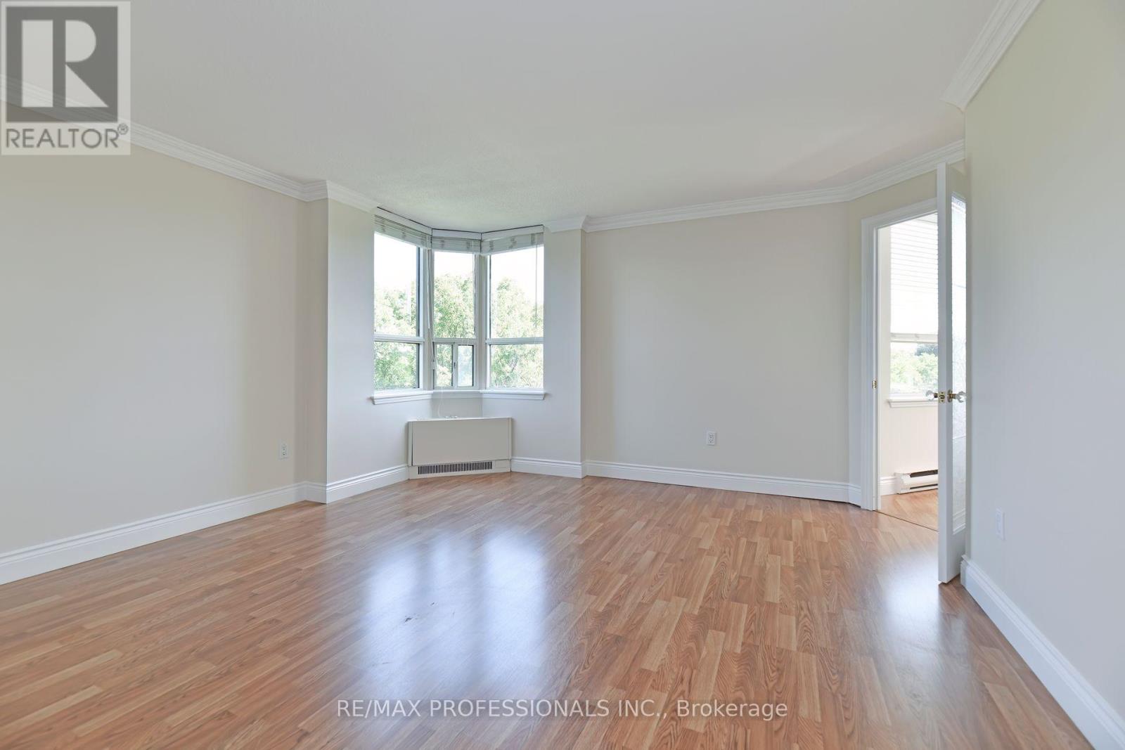 503 - 58 Church Street, Brampton, Ontario  L6V 4A8 - Photo 11 - W12694892