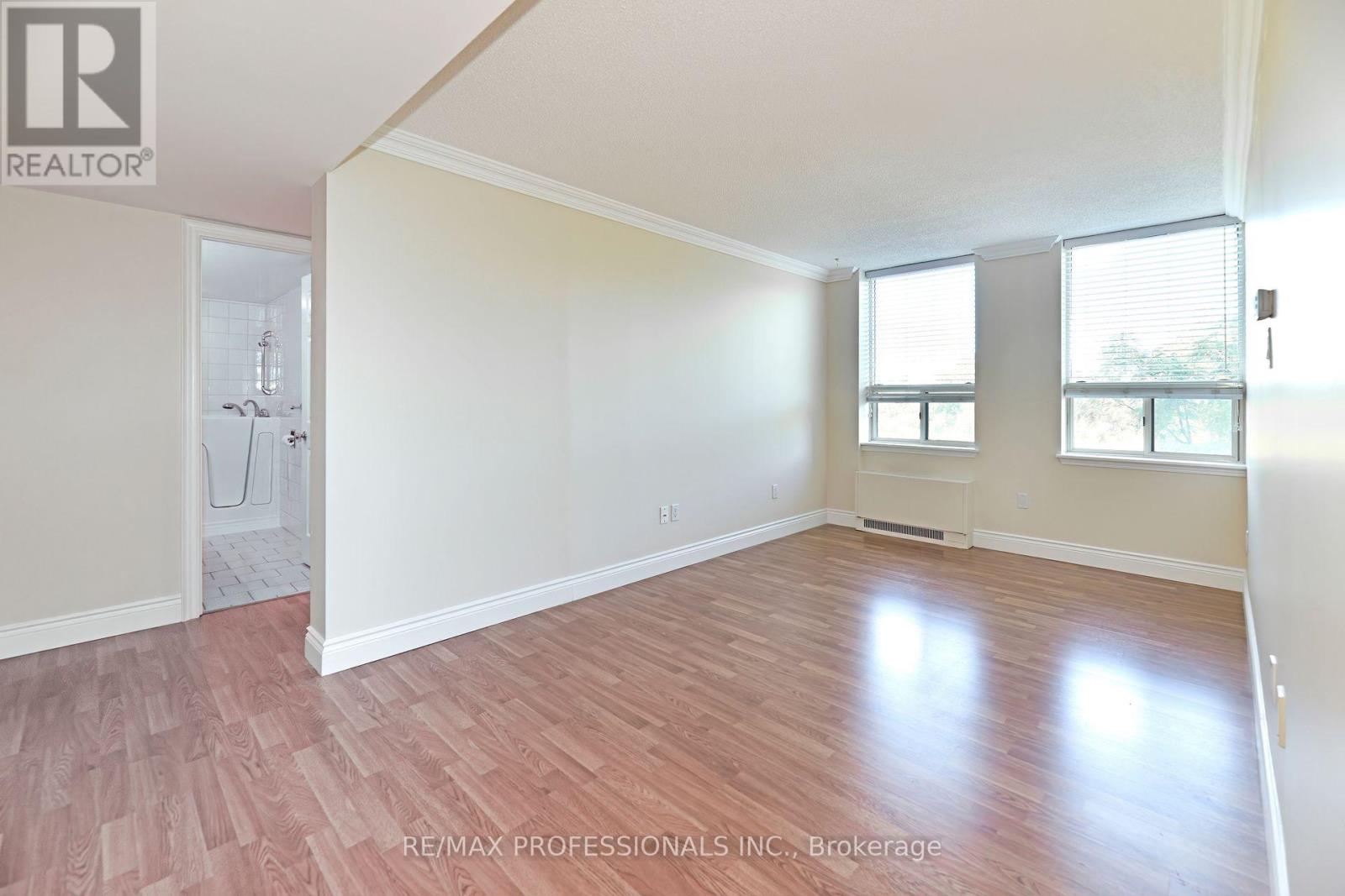 503 - 58 Church Street, Brampton, Ontario  L6V 4A8 - Photo 17 - W12694892