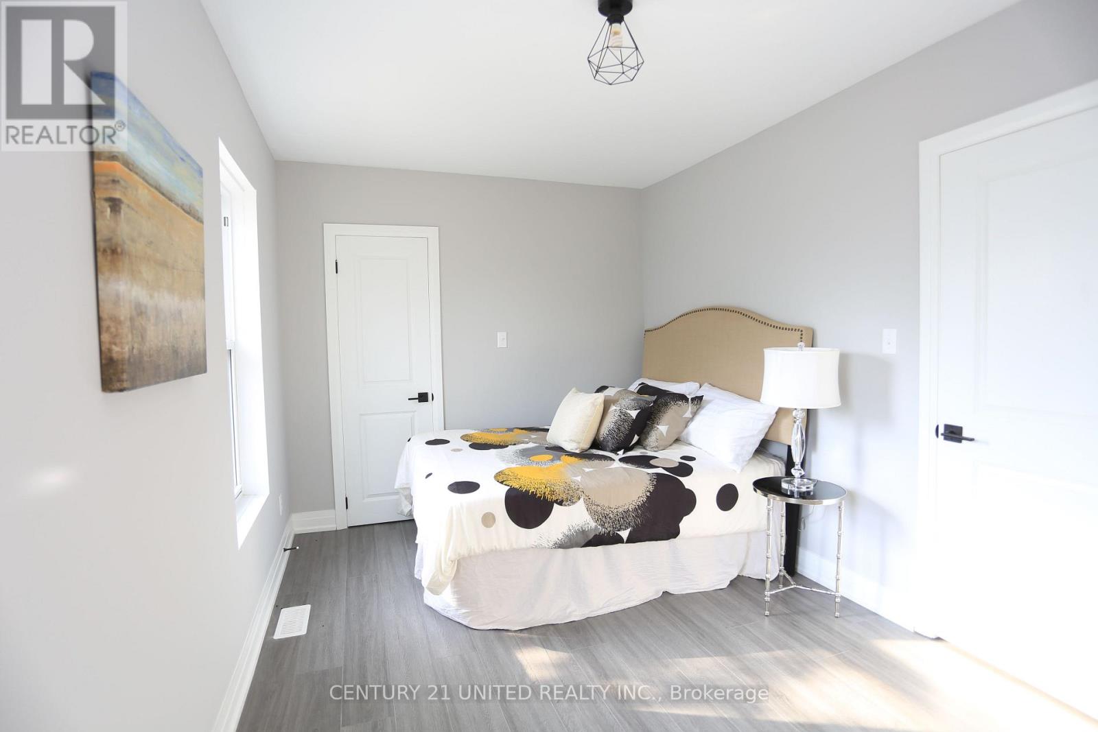 1 - 298 Egerton Street, London East, Ontario  N5Z 2G7 - Photo 10 - X12970920