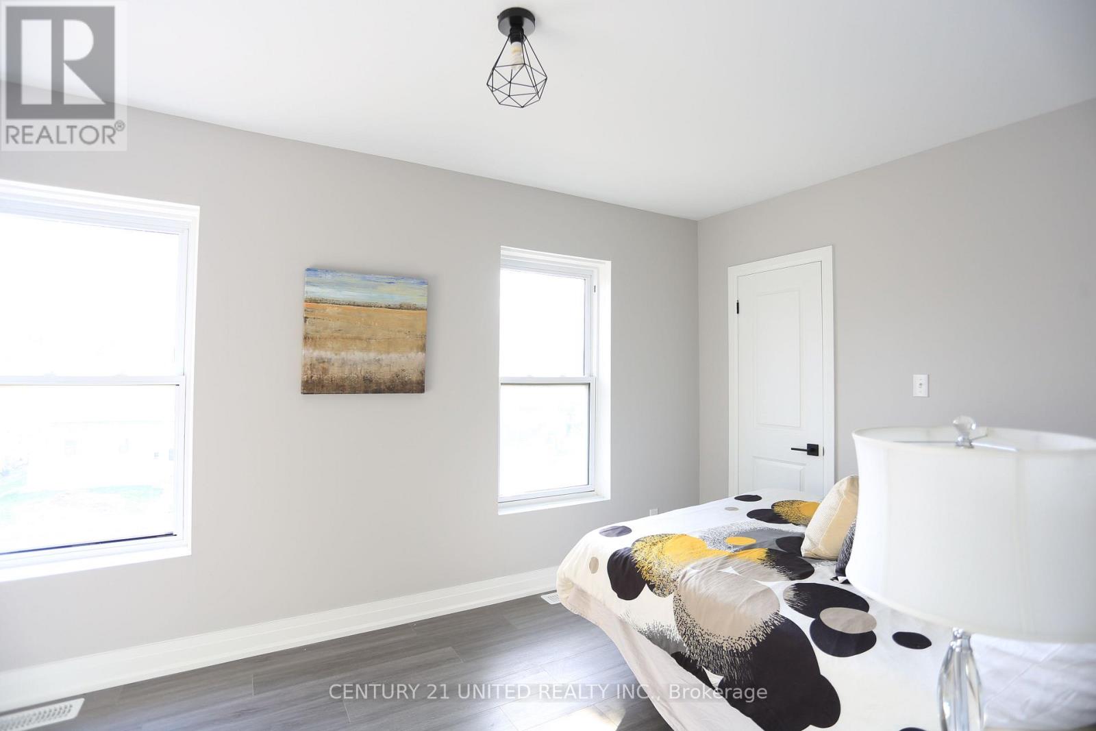 1 - 298 Egerton Street, London East, Ontario  N5Z 2G7 - Photo 11 - X12970920