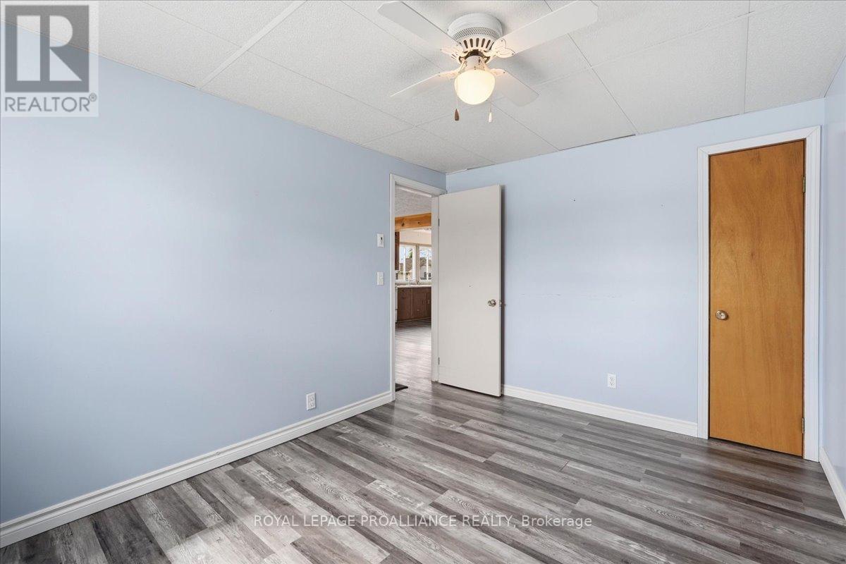 11 Weeks Avenue, Quinte West, Ontario  K8V 1X4 - Photo 19 - X12971136