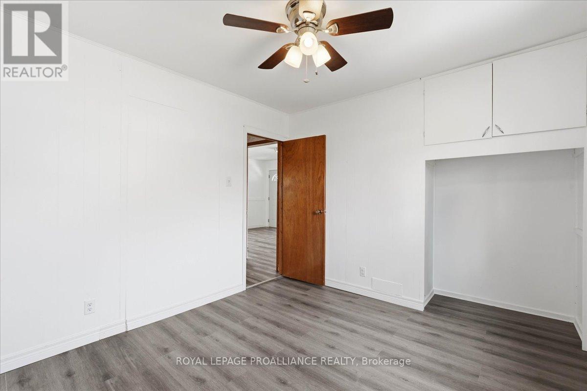 11 Weeks Avenue, Quinte West, Ontario  K8V 1X4 - Photo 22 - X12971136