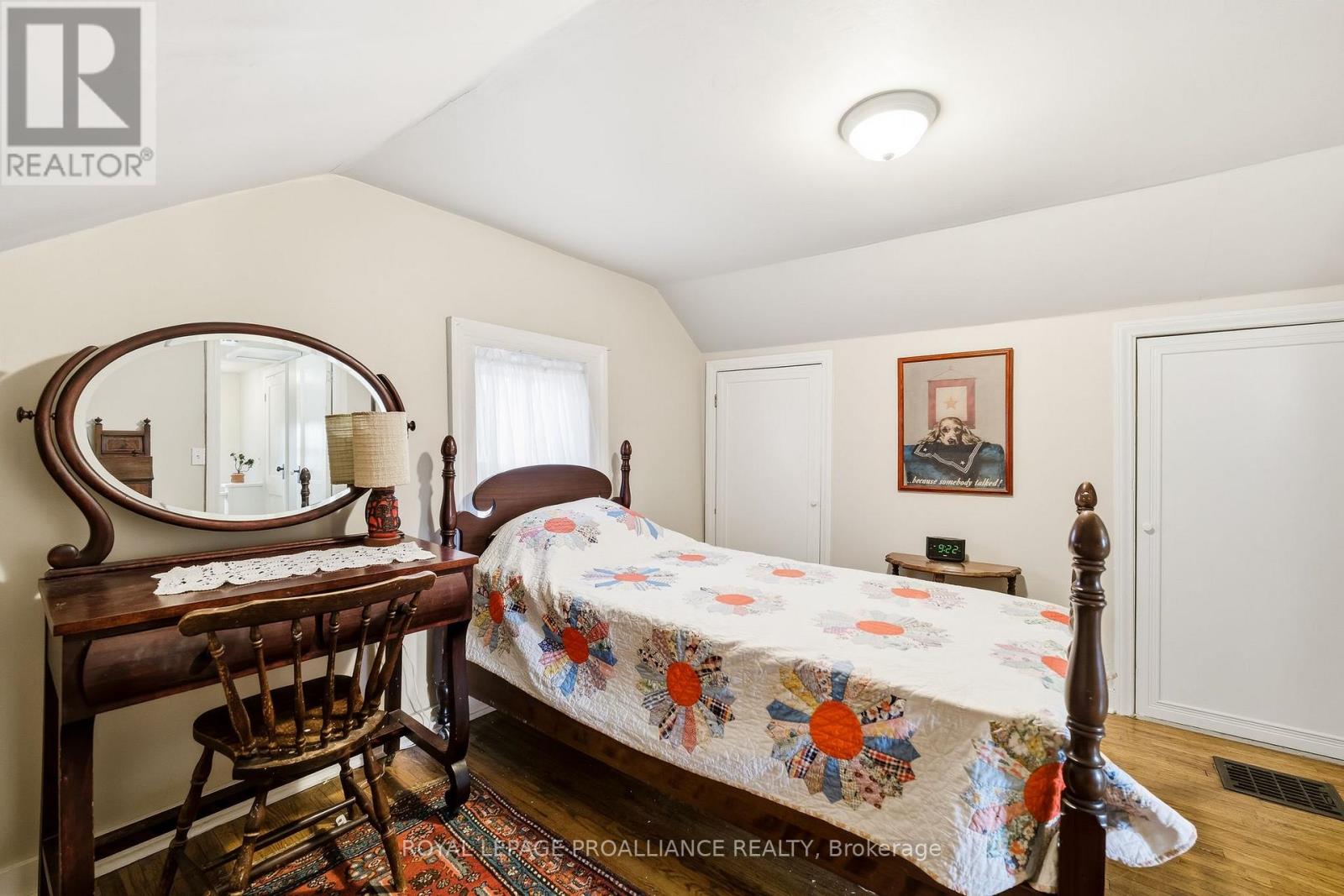 193 Henry Street, Quinte West, Ontario  K8V 3V4 - Photo 29 - X12971182