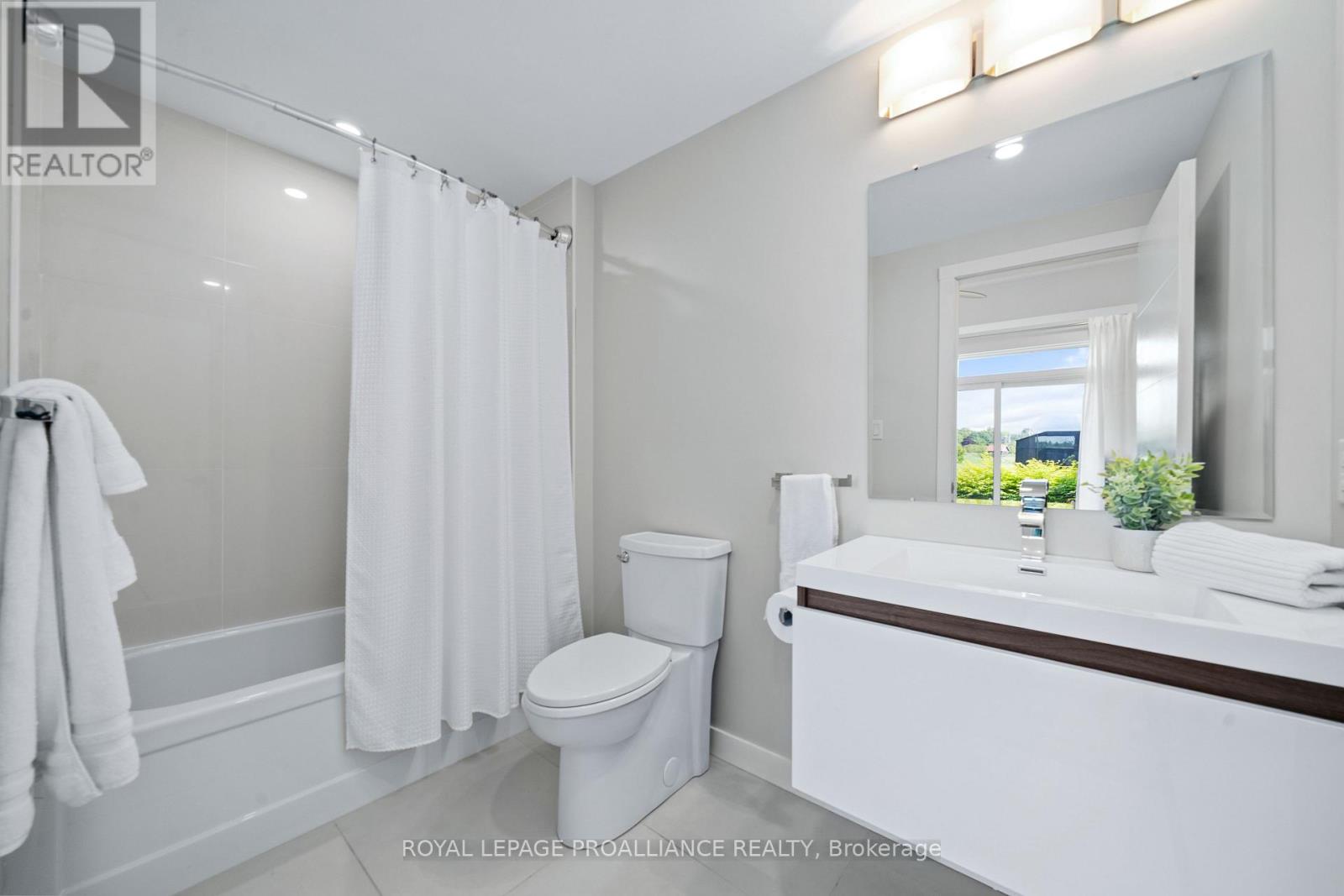 2670 County Road 8, Prince Edward County, Ontario  K0K 2T0 - Photo 39 - X12971186